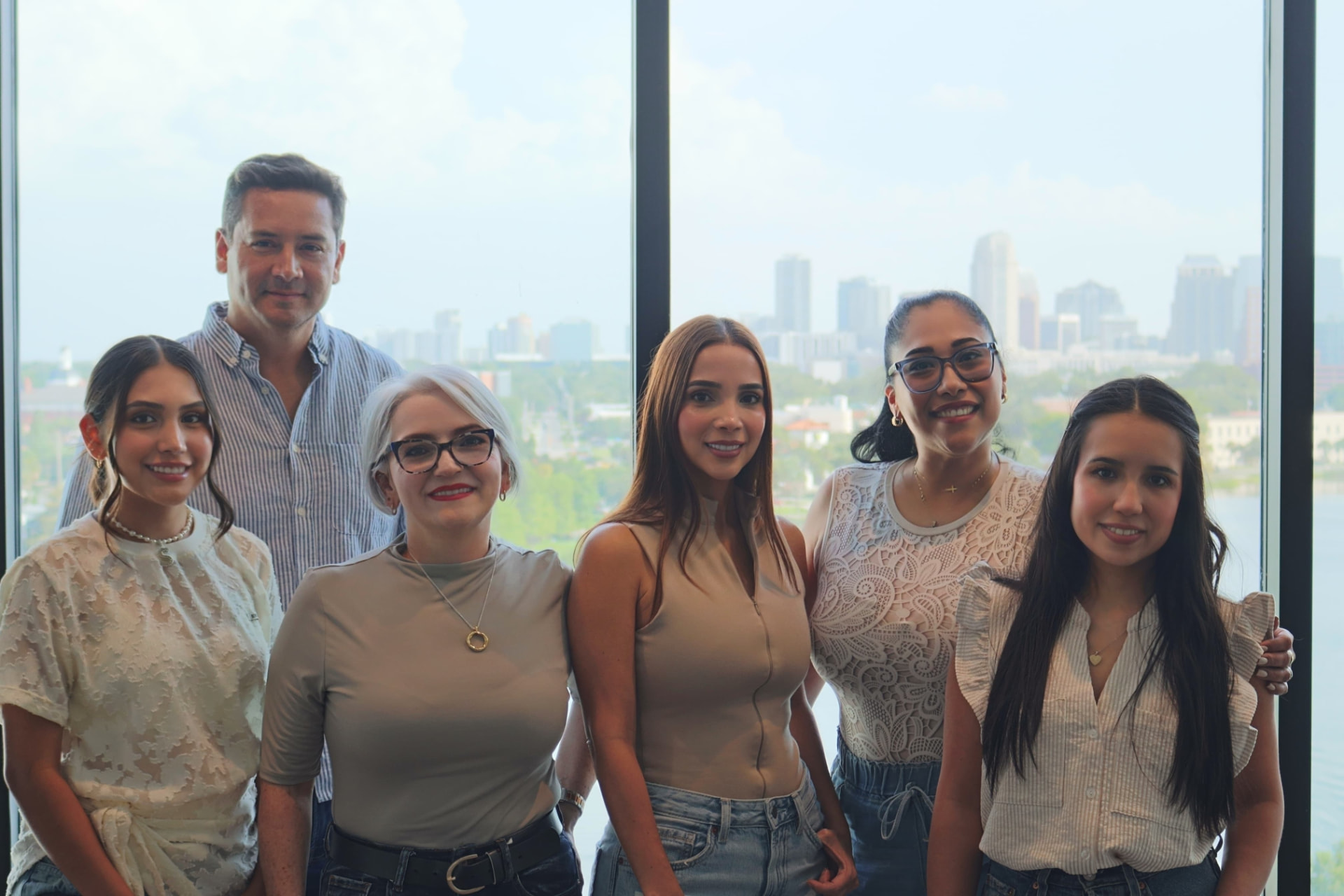 The DL International Group team